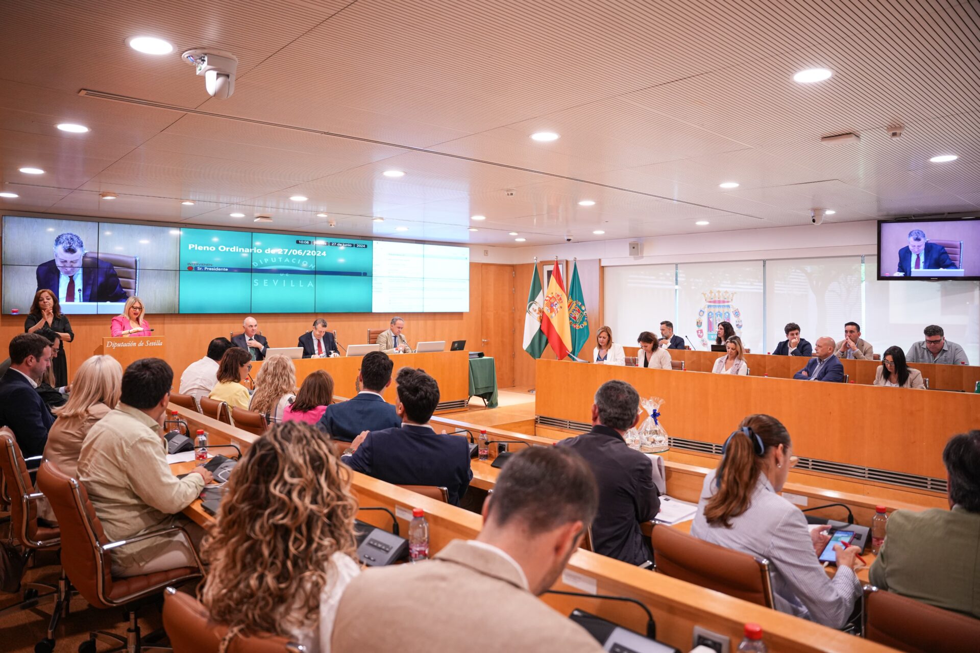 El plenario de la Diputación  autoriza un gasto de 40 millones de euros para que el OPAEF atienda los anticipos que necesitan los ayuntamientos