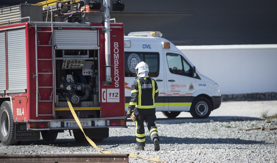 Un anciano afectado por inhalación de humo en el incendio de una cocina ...