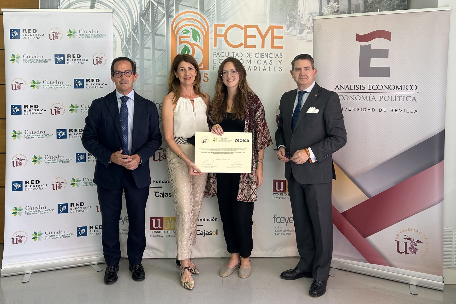 La US premia una investigación sobre el cambio de las importaciones energéticas europeas