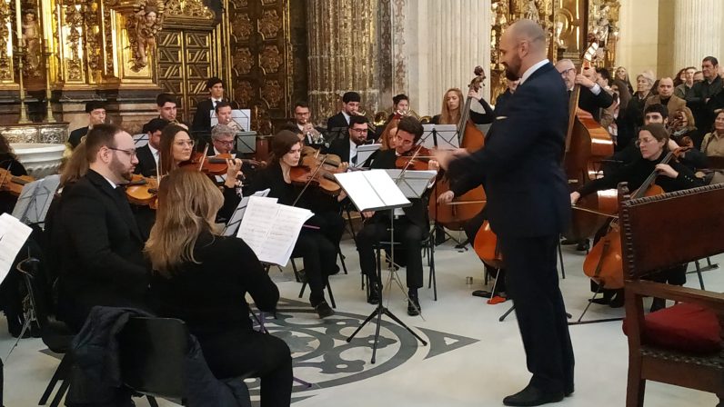 El compositor Fernando Aguilá pondrá música al 40º aniversario sacerdotal de monseñor Saiz Meneses