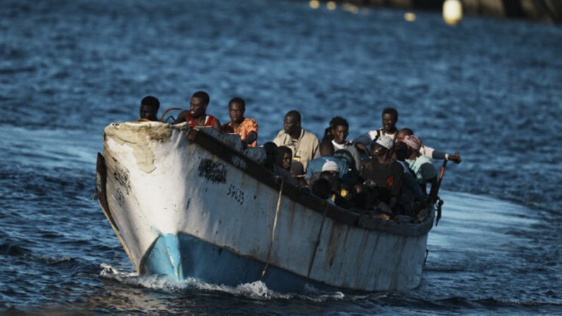 La Archidiócesis hispalense apoya a los obispos de las diócesis canarias en su nota sobre los menores migrantes