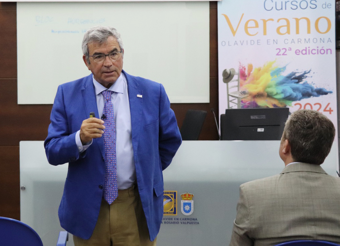 Especialista alerta de que vivimos un «tsunami tecnológico» en el que el paciente y su familia «son lo último»