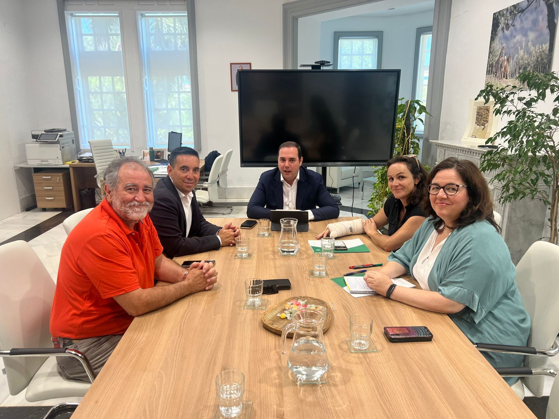 Predisposición de la Diputación de Sevilla y la Junta de Andalucía a la acción conjunta para que «Sevilla sea referente en reducción de residuos»