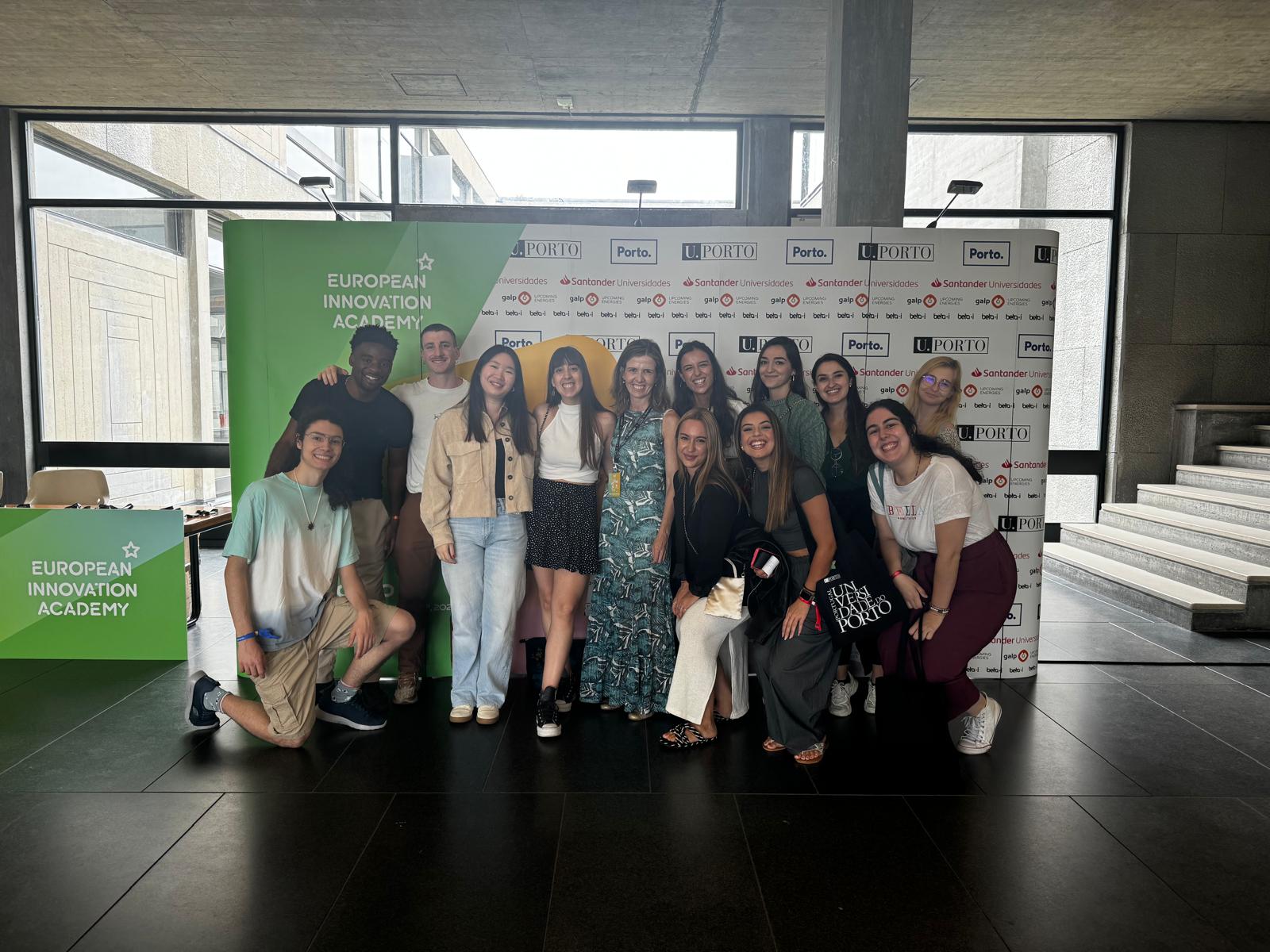 Participantes del IV Programa Áurea y del XIX Concurso de Ideas en la European Innovation Academy