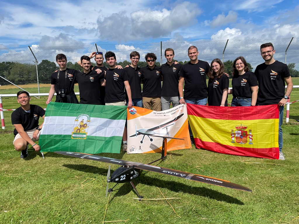 El equipo de aeromodelismo VANTUS estrena nuevo modelo en la competición internacional Air Cargo Challenge 2024