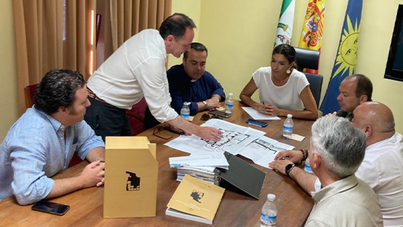 Presentado el proyecto de conservación y restauración de la iglesia parroquial de Santa Cruz, de Écija