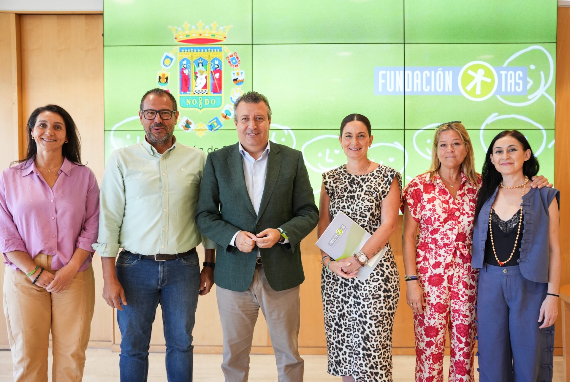 Reunión de Javier Fernández y el Equipo Directivo de la Fundación TAS en la Sede de la Diputación