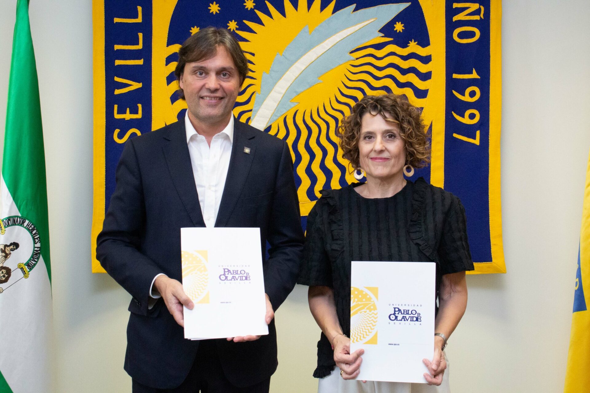 La UPO se suma al Proyecto EVA-VOL para acreditar el aprendizaje obtenido a través del voluntariado