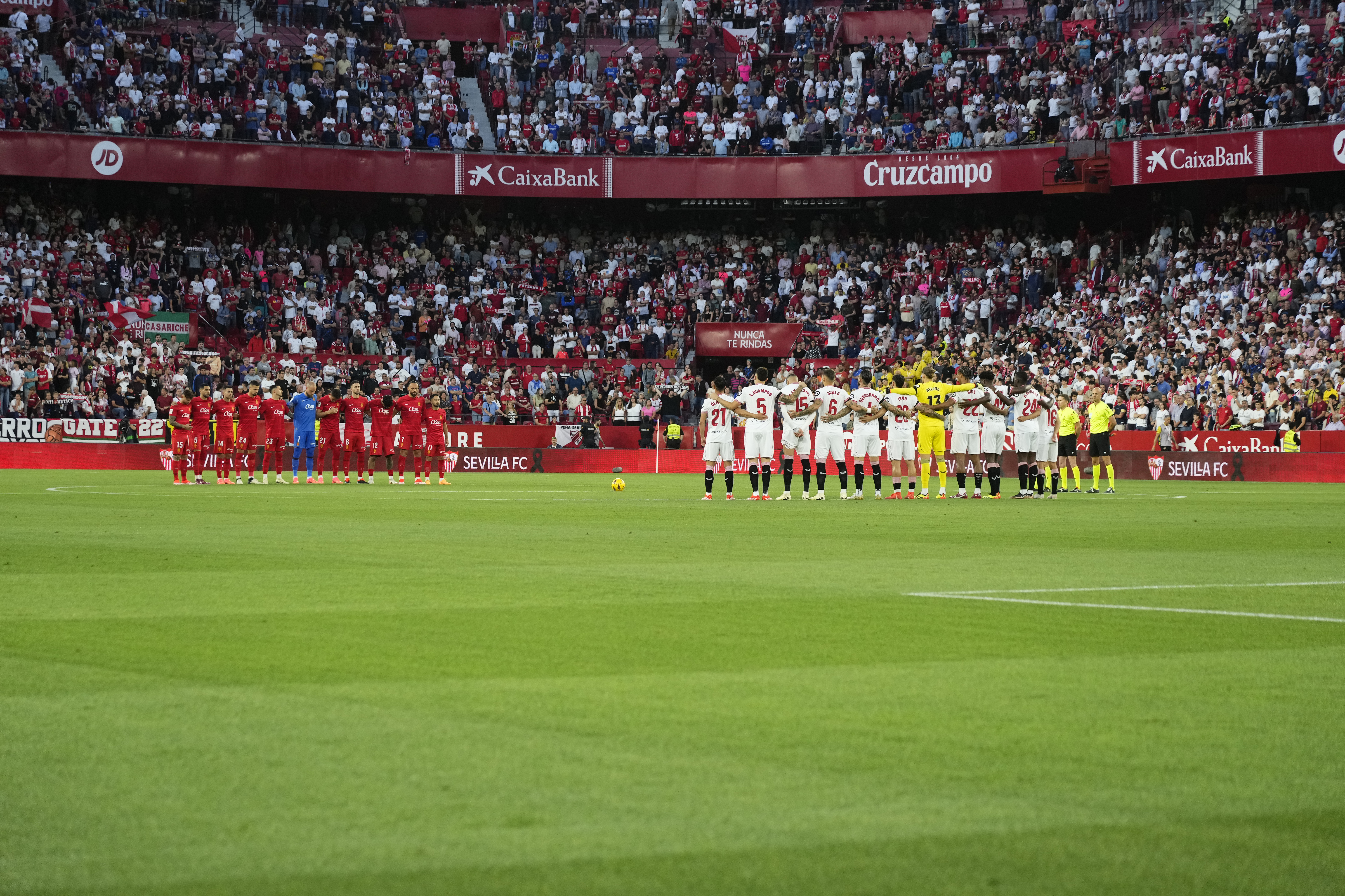 la cesión de abonos, un modelo de éxito que acerca el sevilla fc a los más pequeños