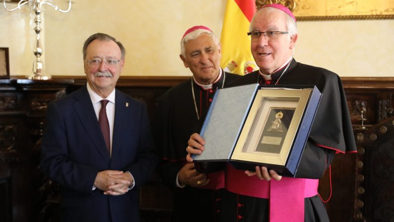 Concluye la participación de mons. Saiz en las fiestas patronales de Ceuta
