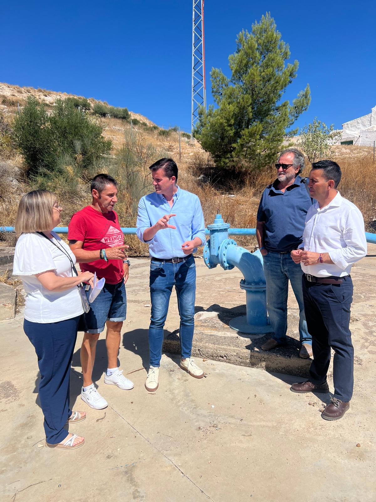 Gonzalo Domínguez: “La Diputación viene a Estepa a buscar soluciones de emergencia al abastecimiento, que no sería un problema si la Junta culminara el Tramo IV, cuya ejecución tiene paralizada”