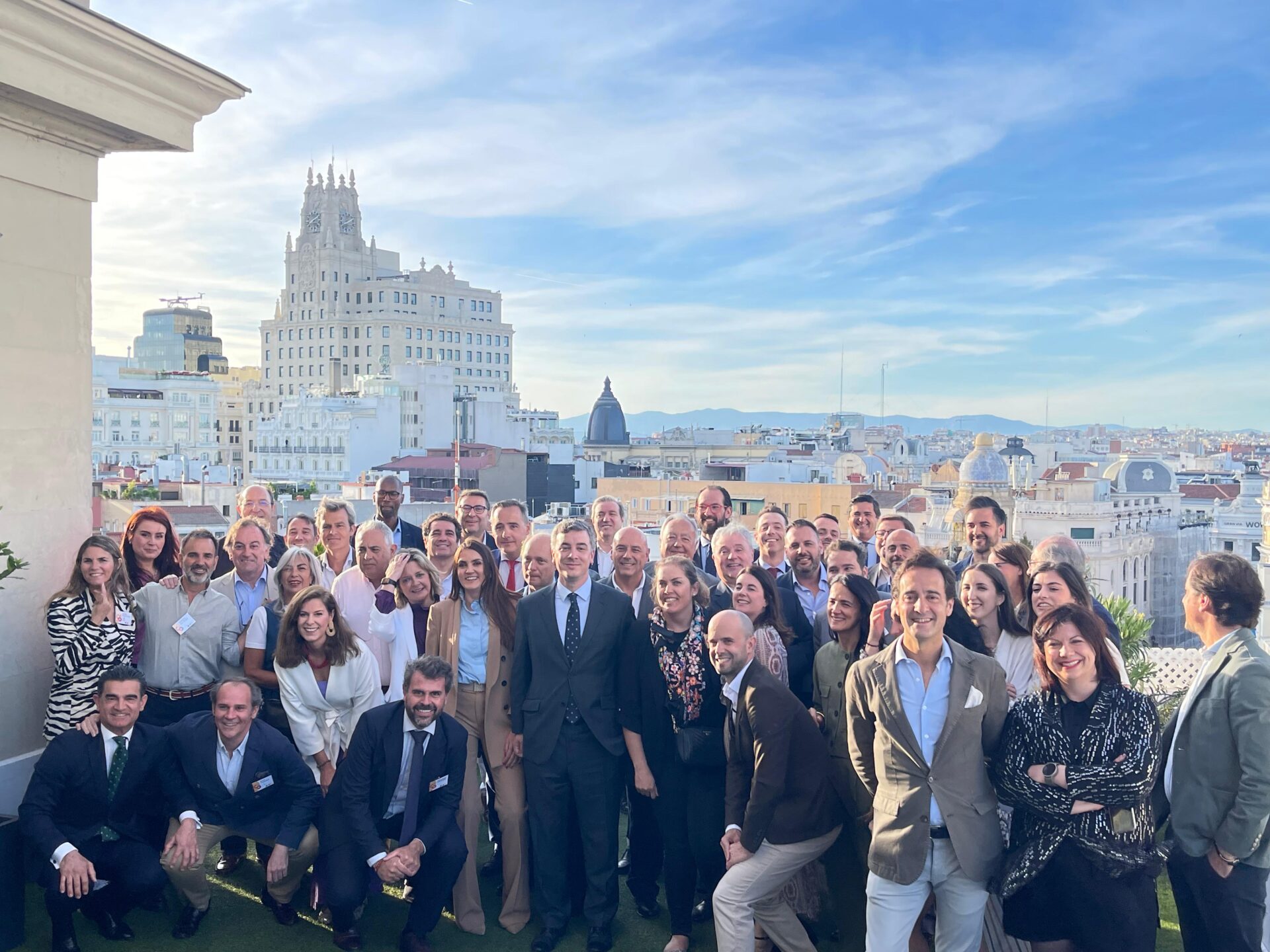 Más de 150 empresas turísticas sevillanas participaron en misiones comerciales y presentaciones del destino en mercados nacionales e internacionales durante el primer semestre del año