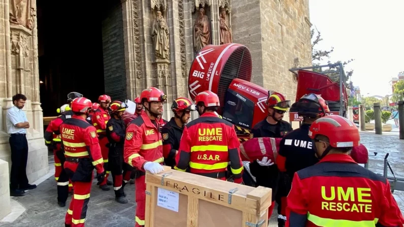 Simulacro de salvaguarda de los bienes culturales en la Catedral de Sevilla