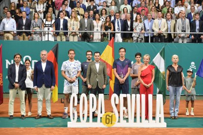 Roberto Carballés hace historia en la Copa Sevilla al ganar por tercera vez el torneo