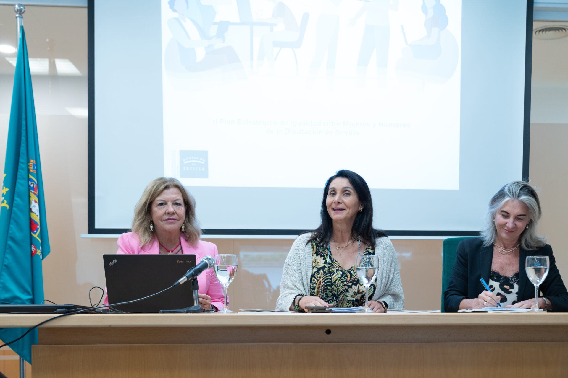 Encarnación Fuentes: “En la Diputación hemos vuelto a poner el foco de la prioridad en las políticas de igualdad de oportunidades entre mujeres y hombres para la provincia”