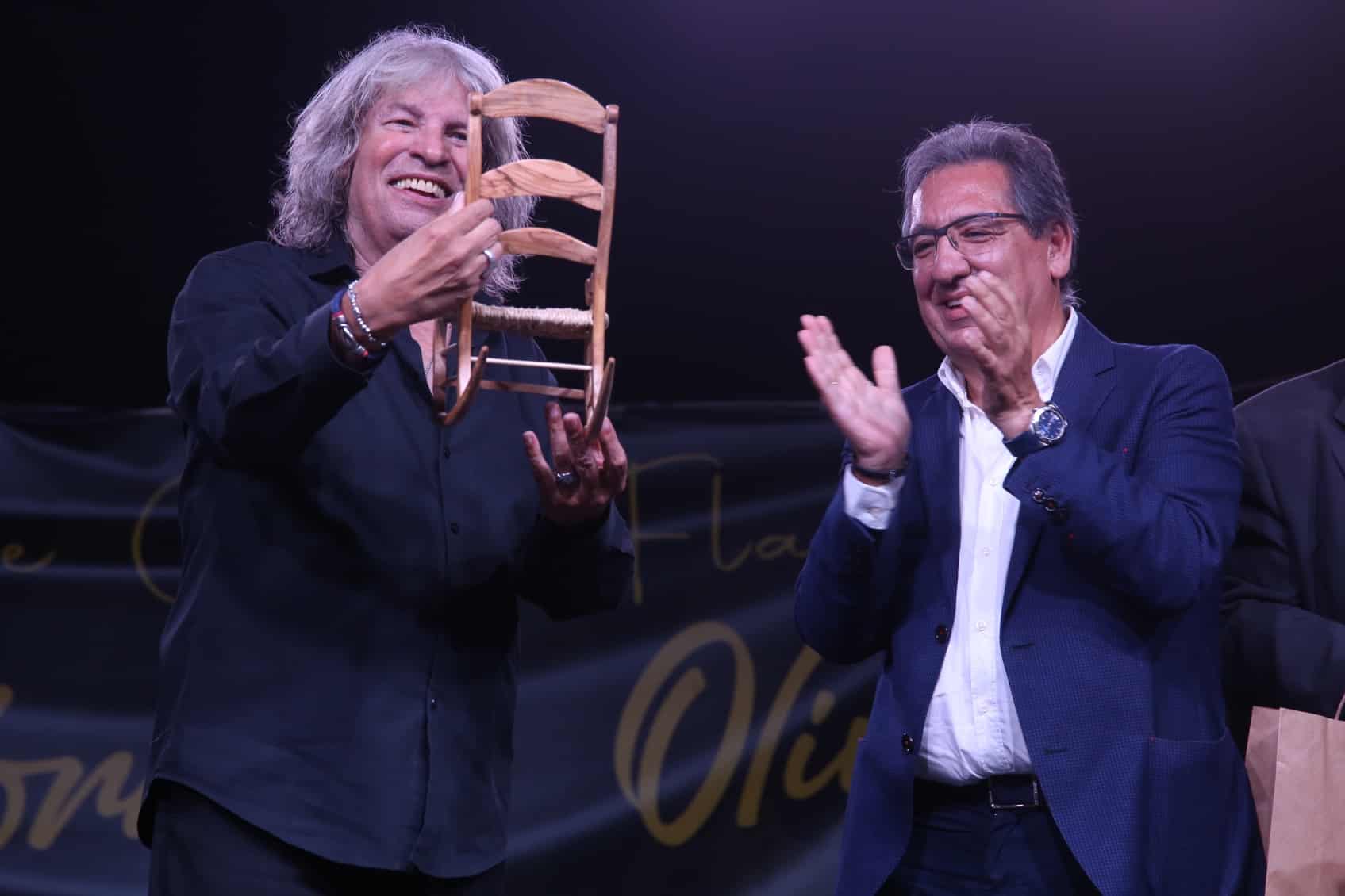 La Fundación Cajasol celebra el 50 Aniversario de la Peña Flamenca Castreña con un espectacular concierto de José Mercé