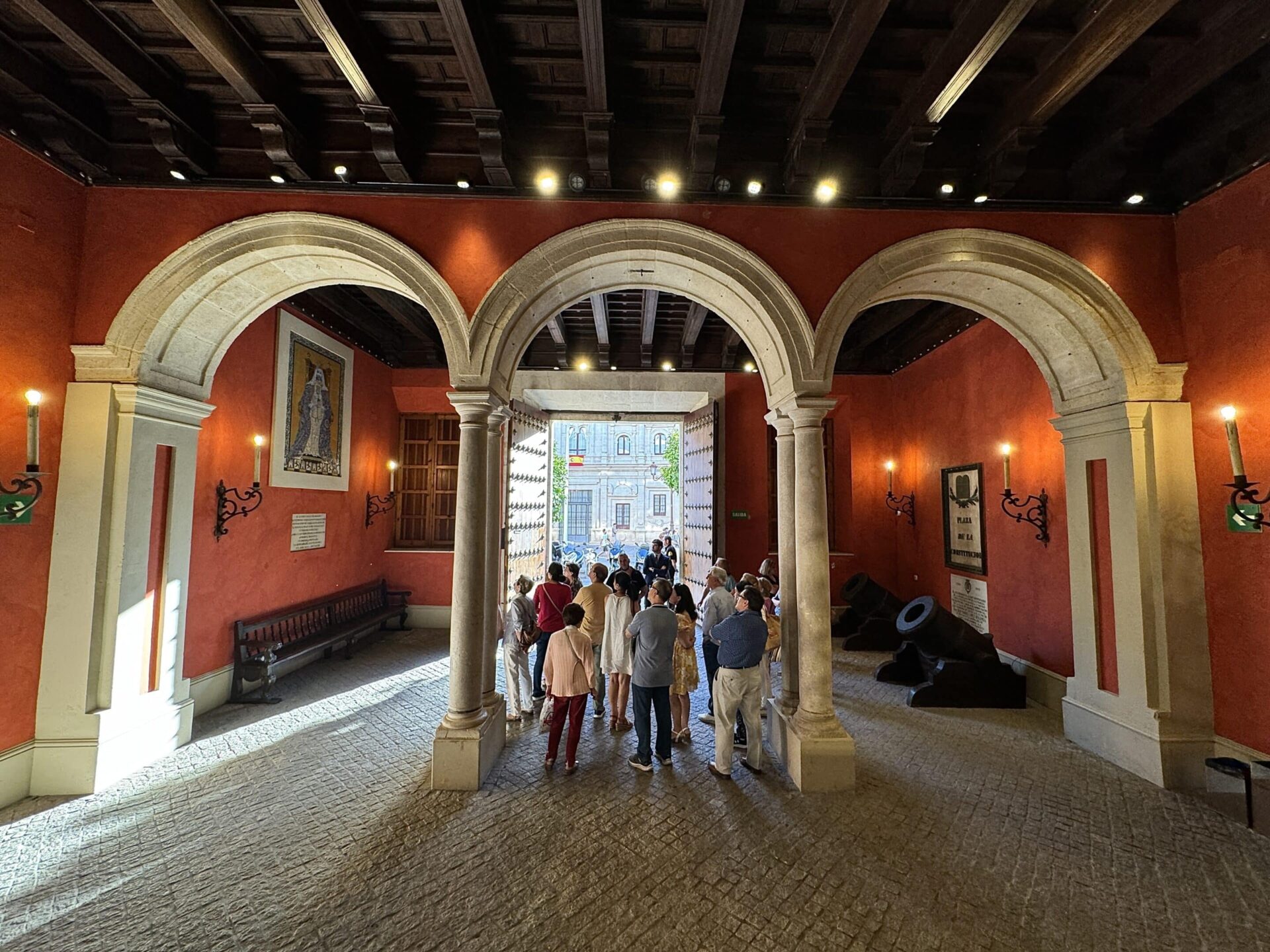 El Renacentismo más puro hecho edificio con la Real Audiencia de los Grados de Sevilla