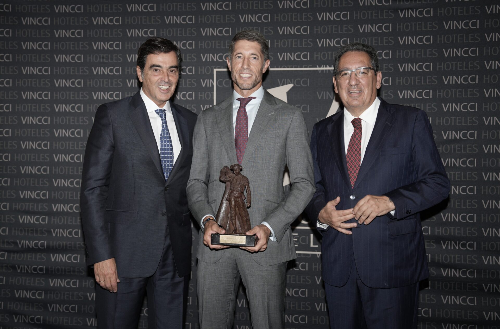 La Fundación Cajasol celebra el XX Premio Al Detalle para el Recuerdo, otorgado a Manuel Escribano