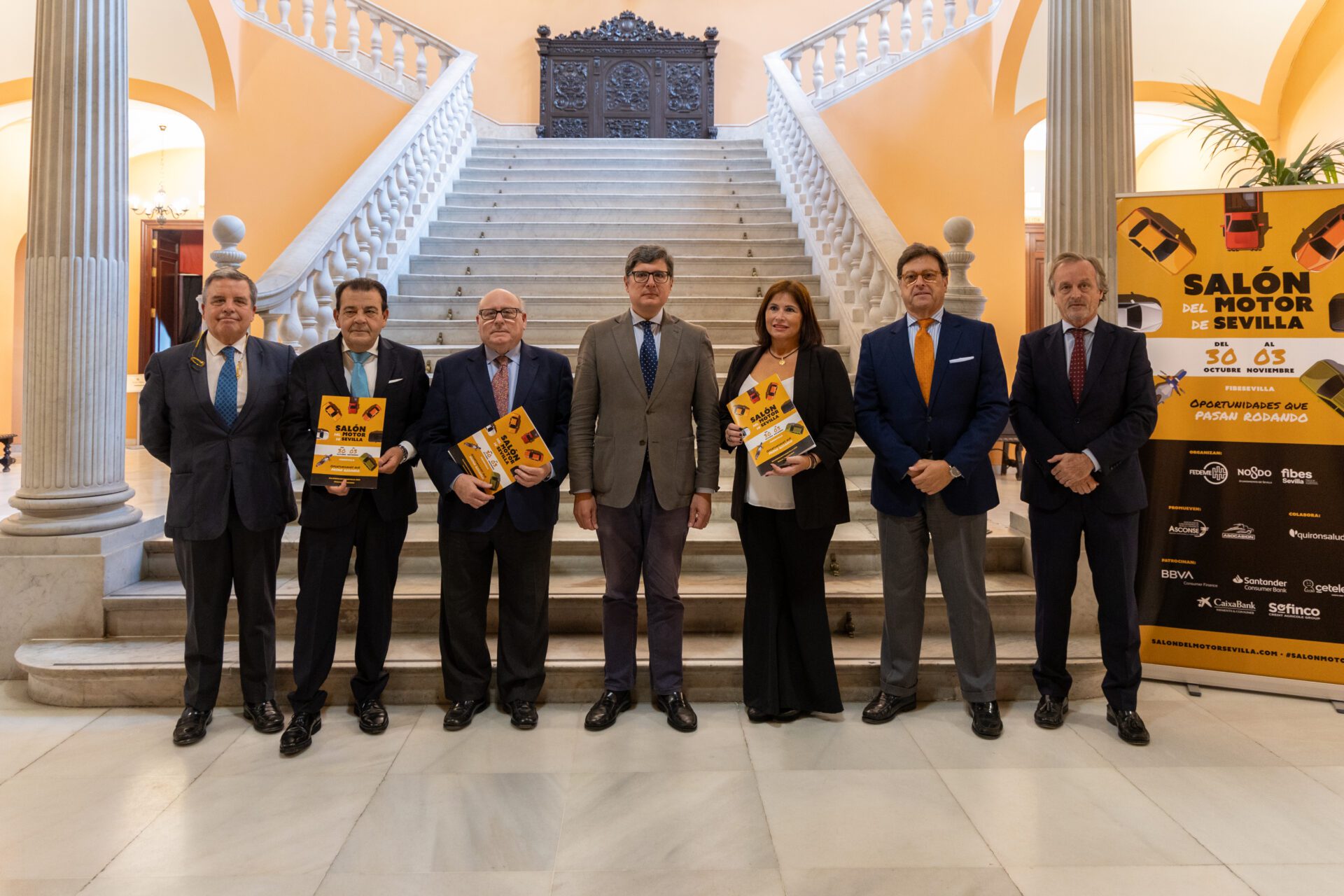 El Ayuntamiento acoge la presentación del Salón del Motor, que albergará más de 3000 vehículos de las principales marcas en Fibes