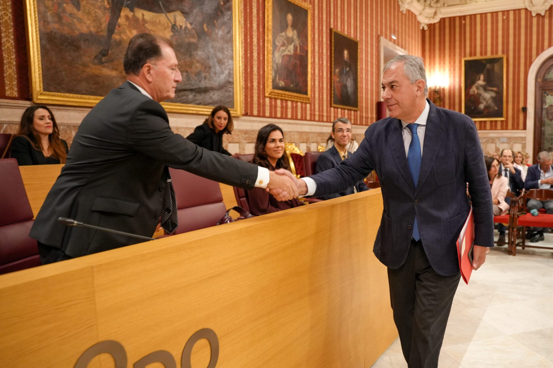 El alcalde de Sevilla preside en el Ayuntamiento la Asamblea General 2024 de COSITAL