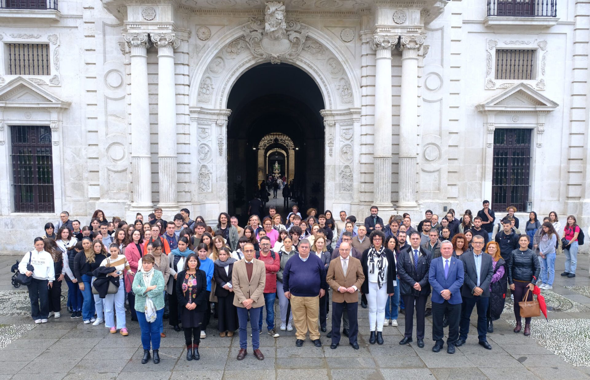La US se suma al minuto de silencio por las víctimas de la DANA