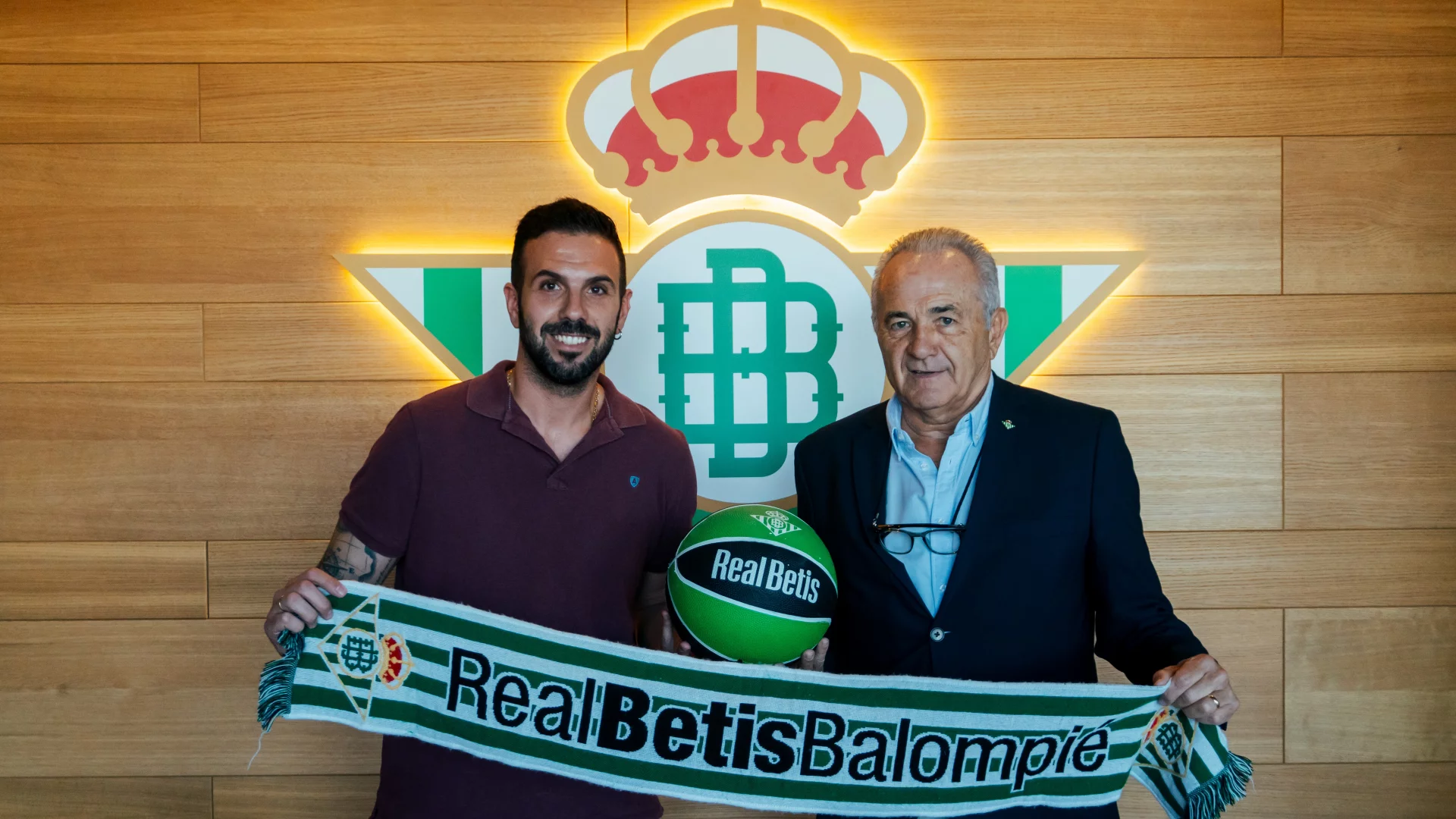 La Fundación Real Betis Balompié renueva su acuerdo de colaboración con el Ayuntamiento de Bornos