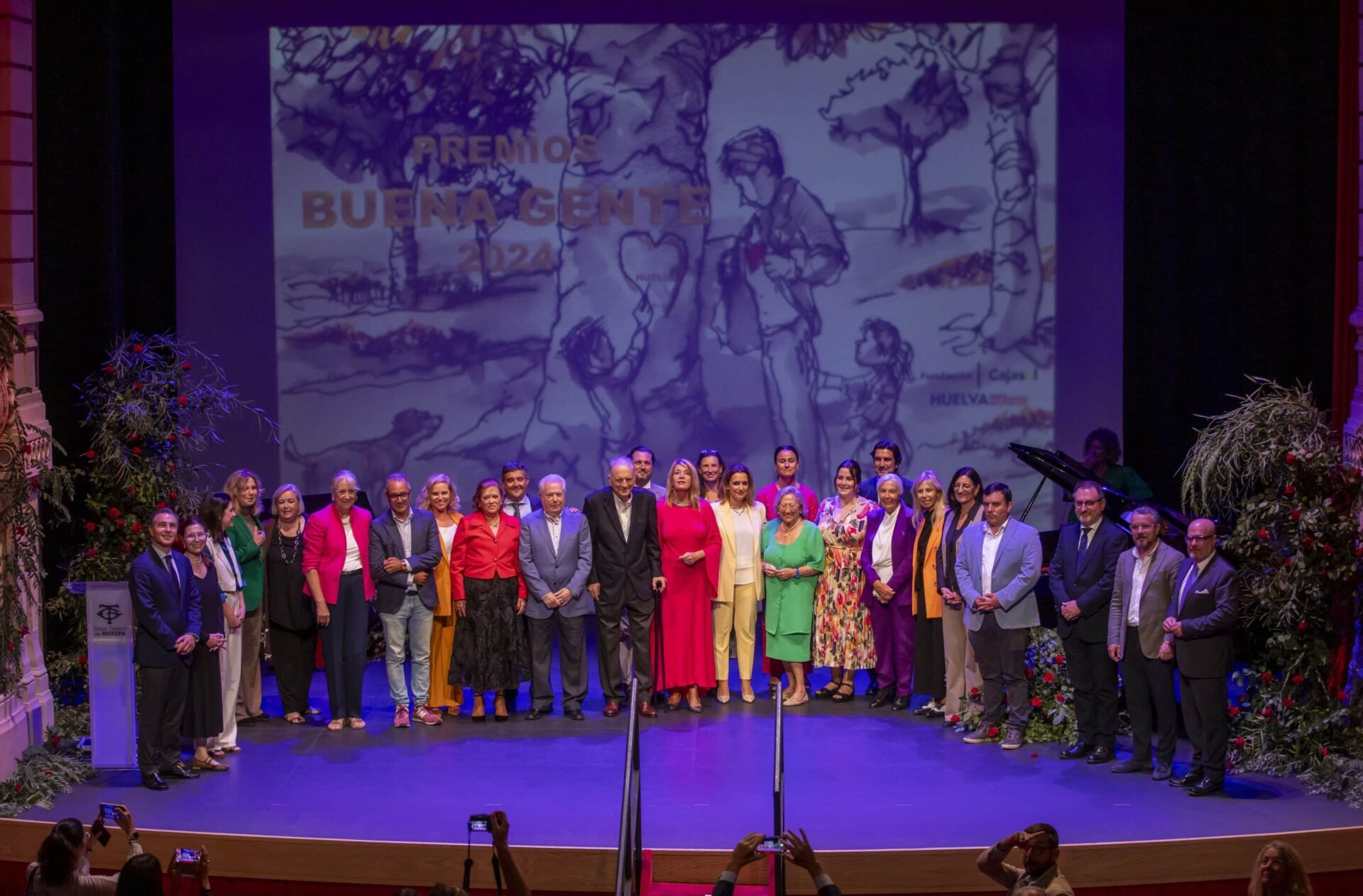 El Gran Teatro de Huelva acoge el homenaje a los ‘Buena Gente’