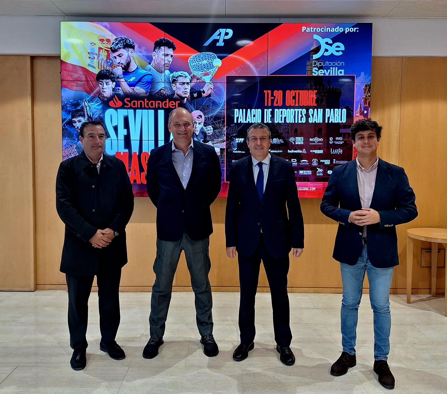 La Diputación patrocina el ‘Sevilla Master Santander A1 Pádel’, que se celebra desde hoy y hasta el próximo 20 de octubre en el pabellón de deportes San Pablo
