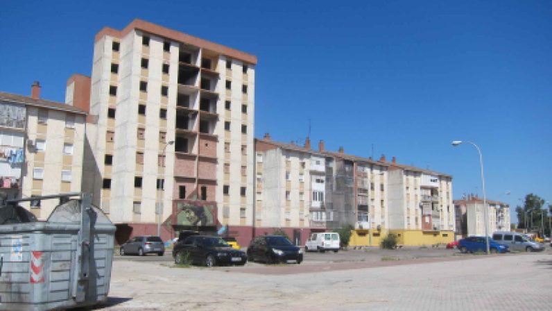 El arzobispo se muestra consternado por los sucesos en el Polígono Sur de Sevilla
