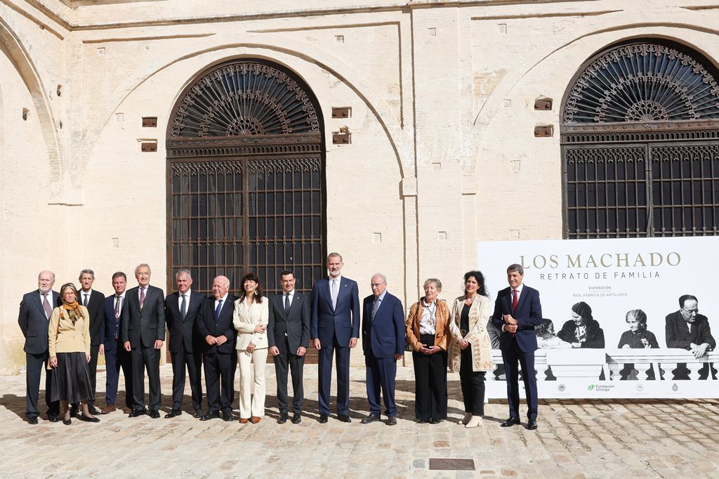 La Universidad de Sevilla aporta más de 30 piezas a la exposición de Los Machado