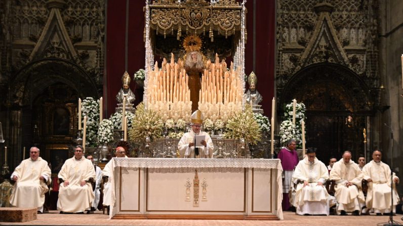 Mons. Saiz en el XXV aniversario de la coronación de la Estrella: «Es la hora de la fe, de la esperanza y la caridad”