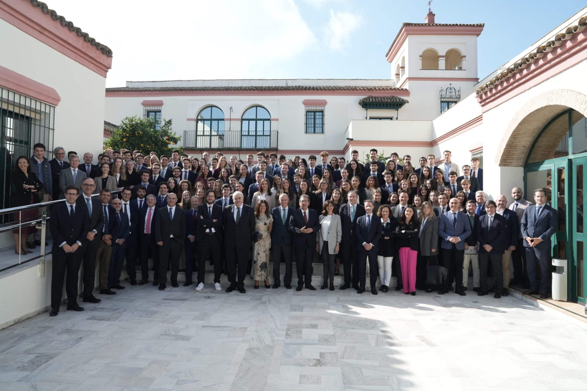 El Instituto de Estudios Cajasol celebra la apertura de curso 2024/2025