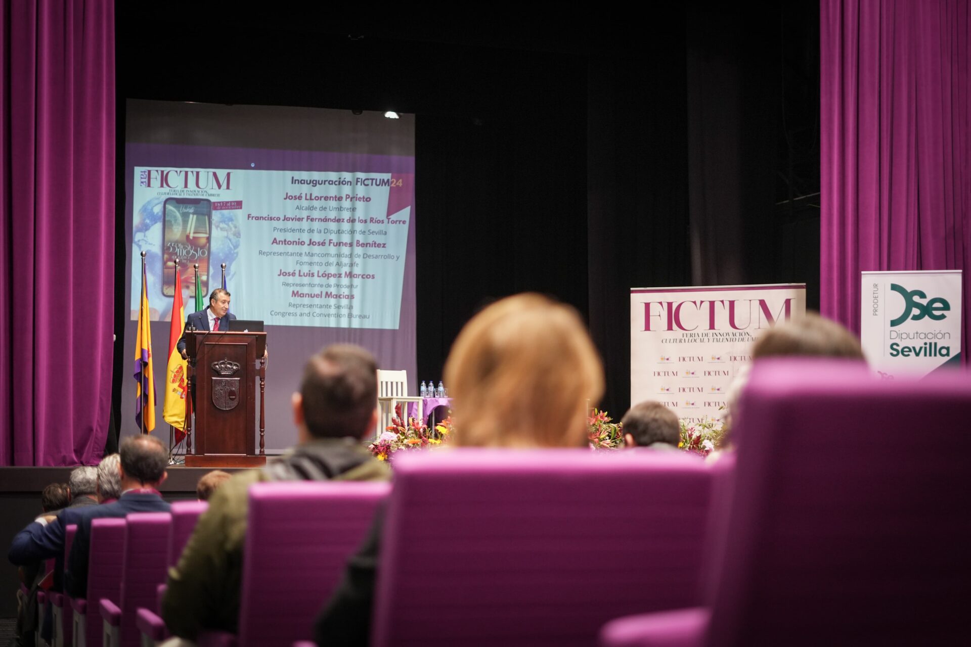 Javier Fernández: ‘conjugar innovación, cultura local, talento y turismo es un acierto por parte del ayuntamiento de Umbrete’