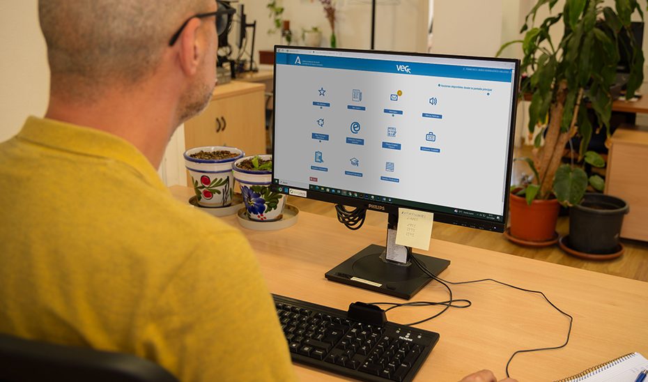 El SAS abre de forma permanente la ventanilla electrónica para la inscripción en su bolsa de empleo