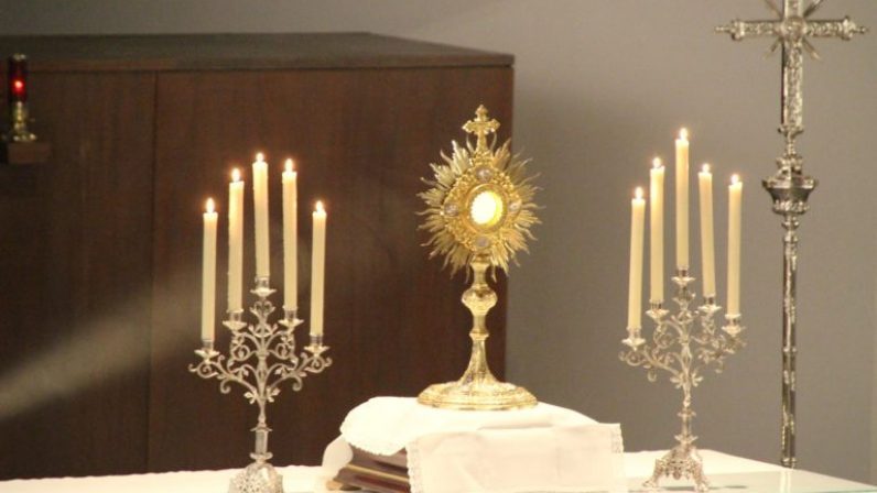 Oración vocacional en el Seminario Metropolitano de Sevilla
