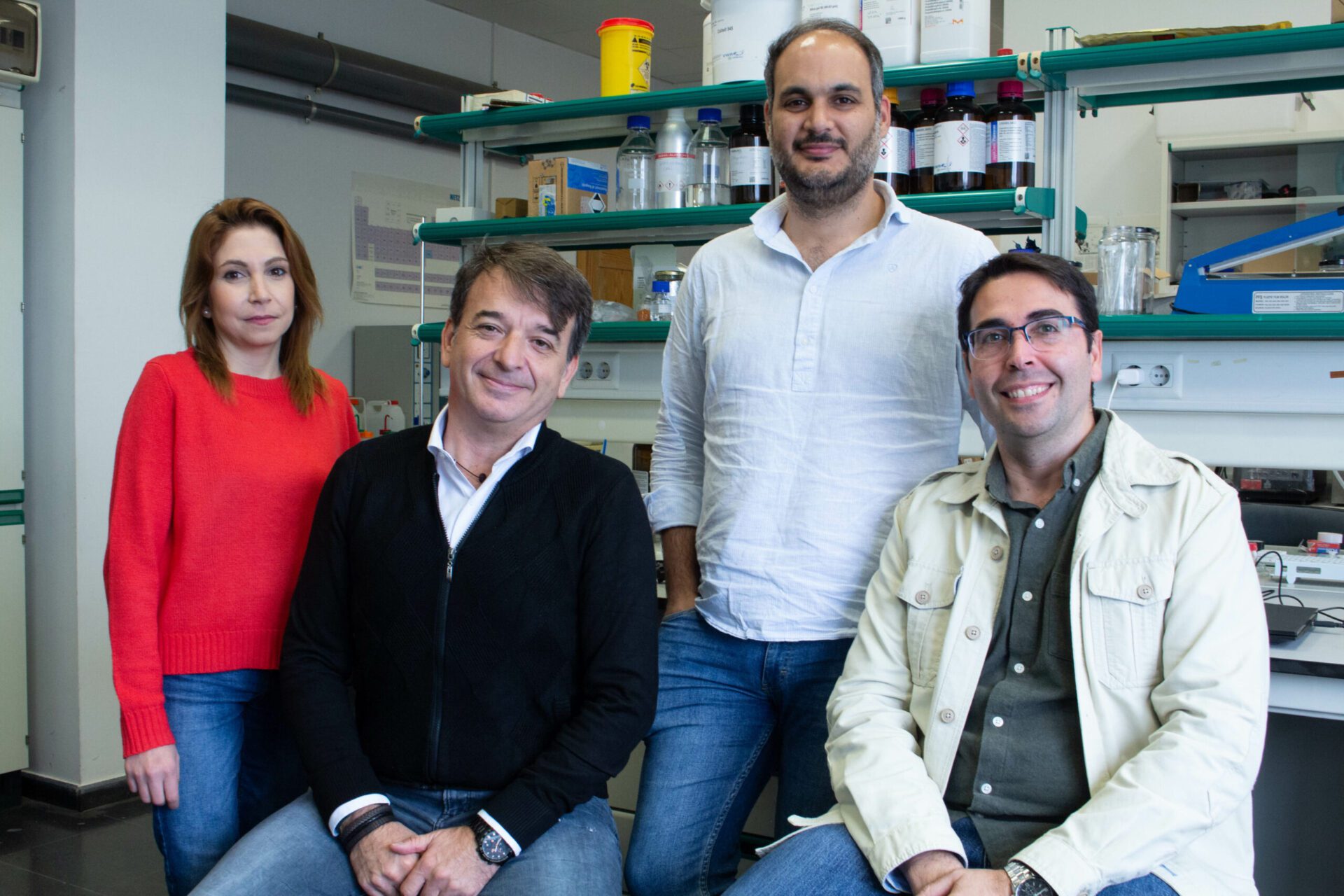 Desarrollan sensores fluorescentes avanzados para detectar vapores químicos de forma precisa y económica