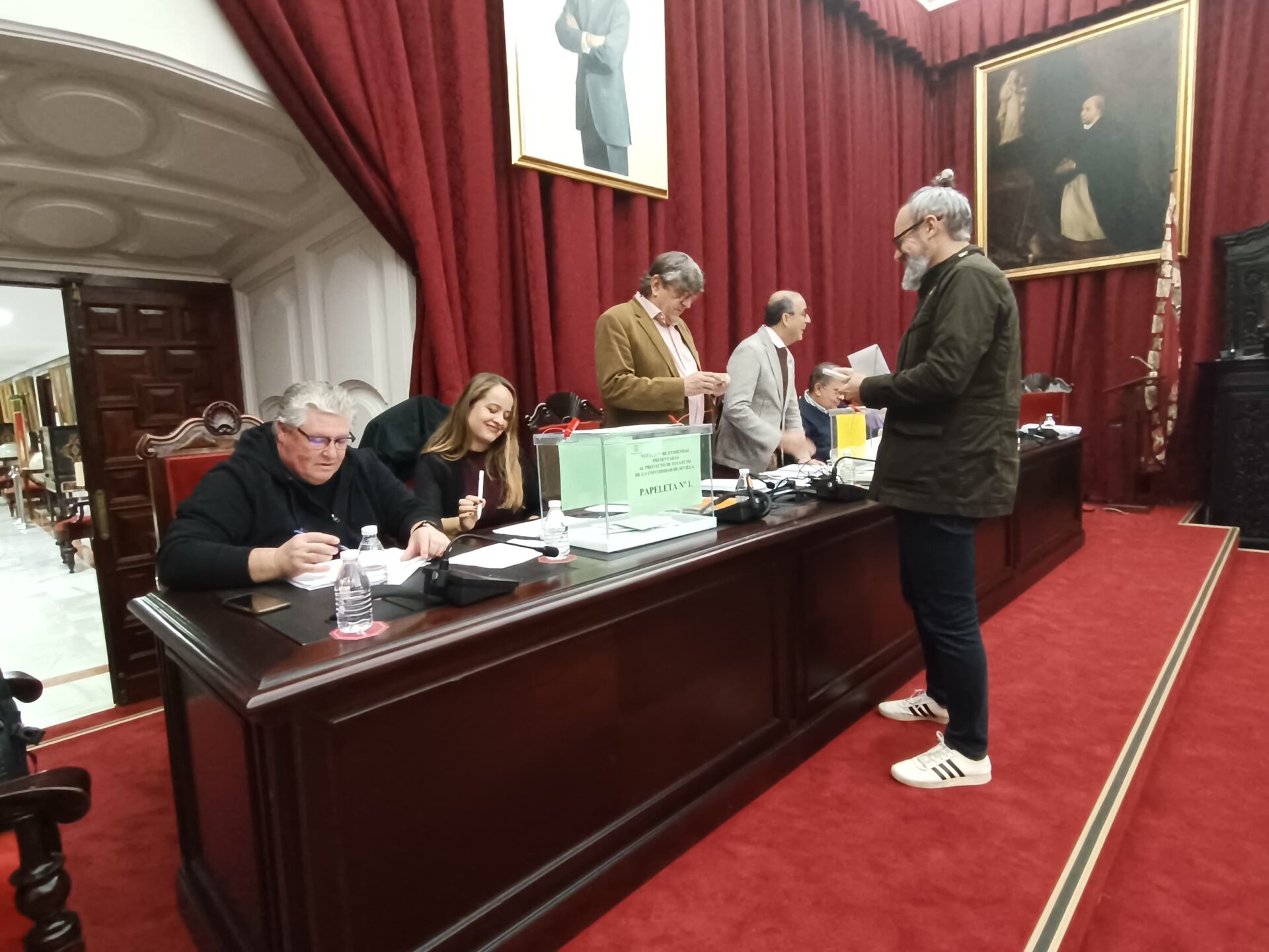 Los claustrales votan las enmiendas al nuevo proyecto de Estatuto de la US