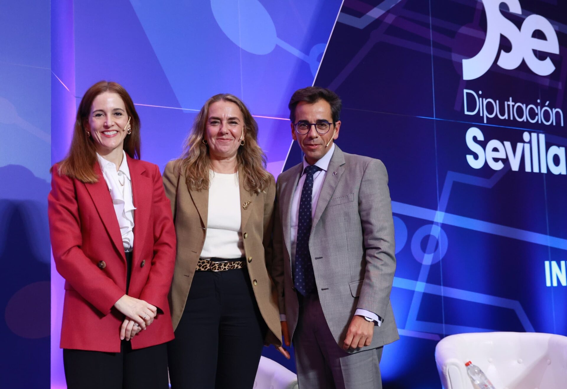 Incentivos públicos, trabajo en red desde los clusters y alianzas estratégicas con empresas asiáticas, una red virtuosa para el emprendimiento tecnológico