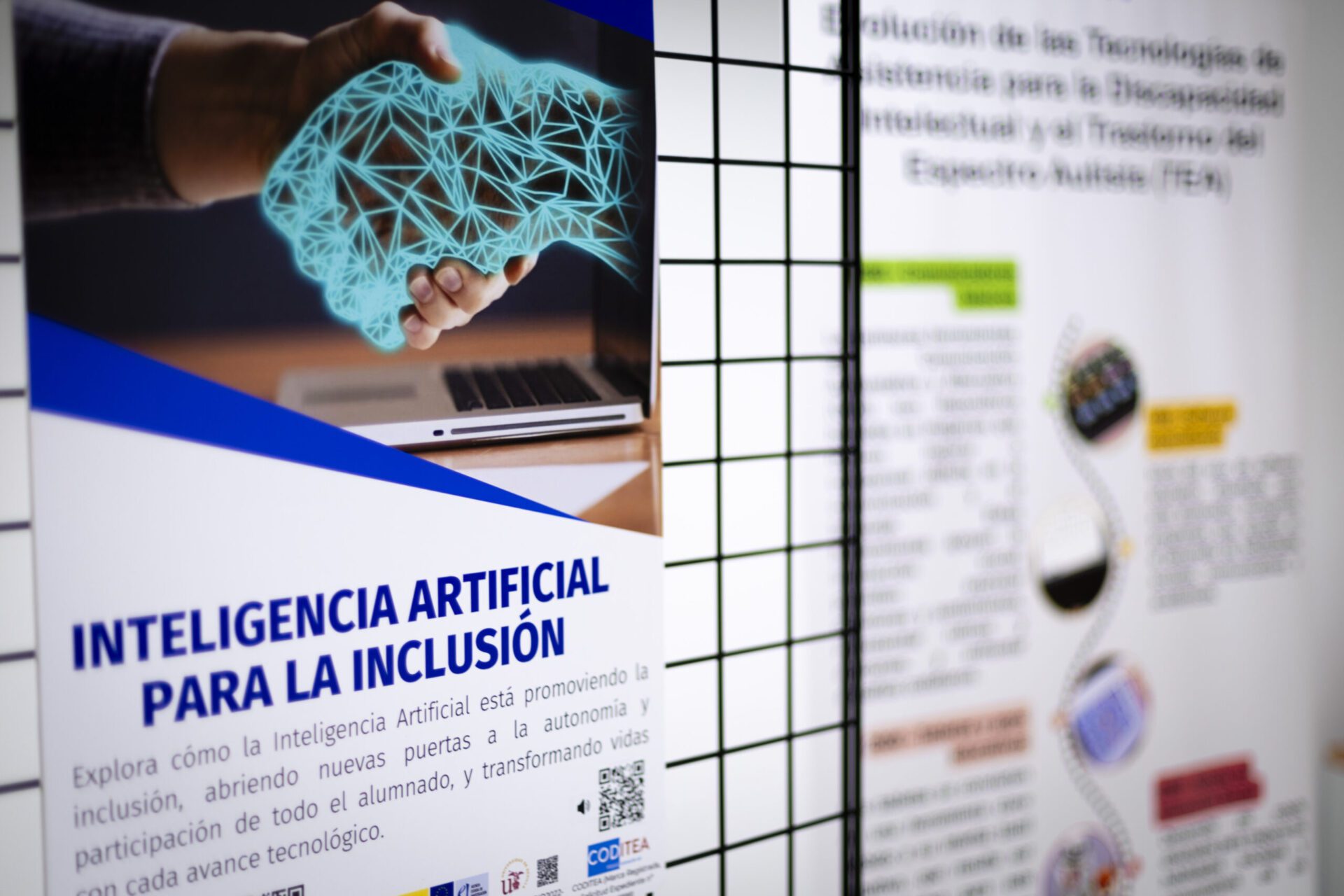 Una exposición muestra en la Biblioteca la evolución de las tecnologías de asistencia