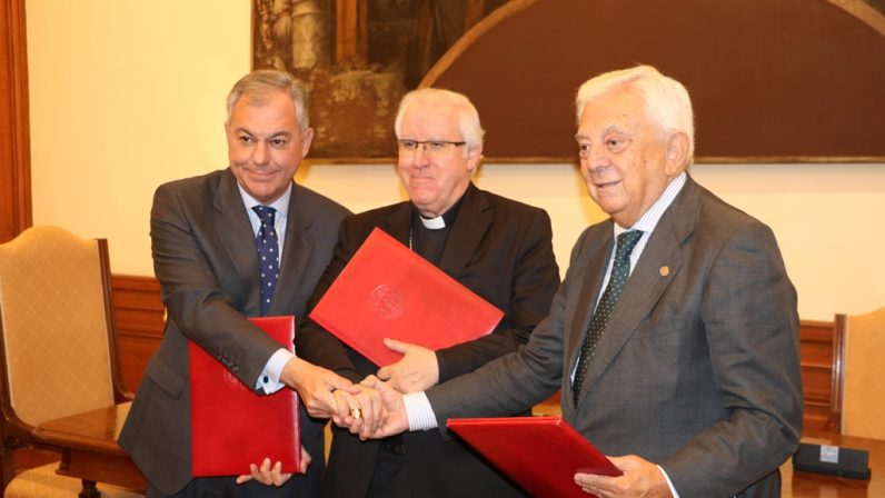 Archidiócesis, Ayuntamiento y Cámara de Comercio firman el convenio Sevilla Oculta para la conservación y difusión del patrimonio conventual