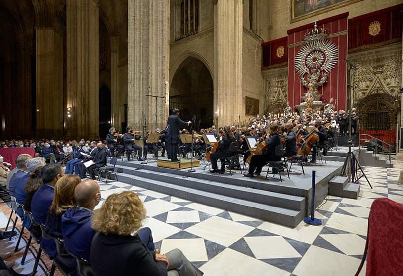 LA ROSS PROTAGONIZA EL CONCIERTO INAUGURAL DEL II CONGRESO INTERNACIONAL DE HERMANDADES Y PIEDAD POPULAR