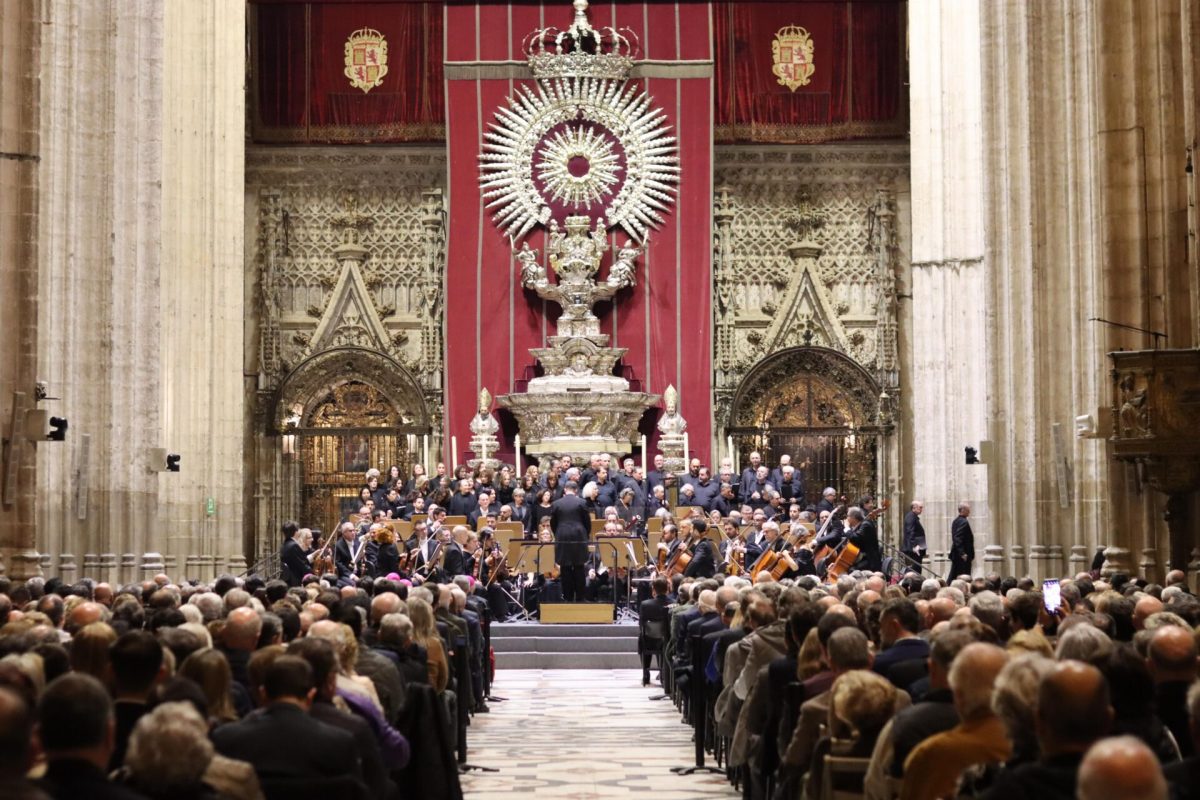 CONCIERTO INAUGURAL DEL II CONGRESO DE HERMANDADES Y PIEDAD POPULAR