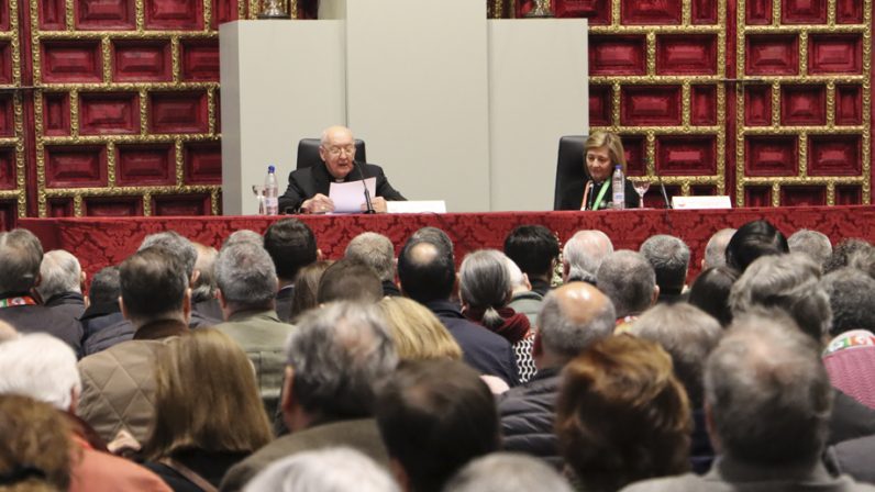 Cardenal Farrell: “La Iglesia confía en las hermandades y espera mucho de ellas”