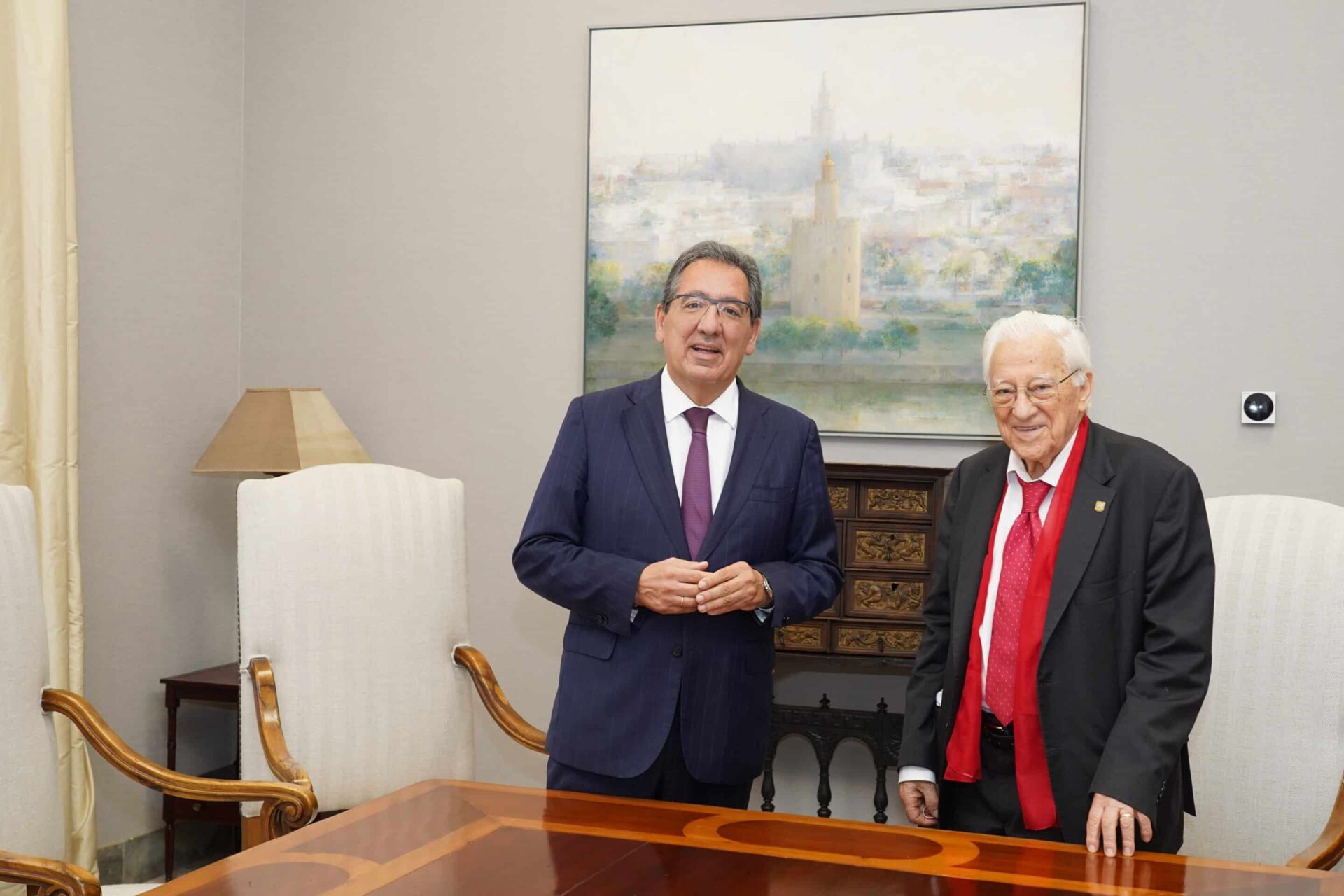 Padre Ángel: “La palabra solidaridad no está en dar lo que sobra, sino en dar alguna de las cosas que uno necesita”