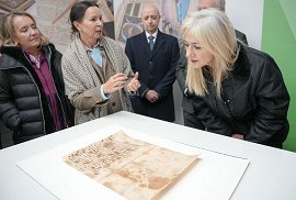 El IAPH restaura el documento que atribuye al escultor Juan de Mesa la autoría del Cristo Yacente del Santo Entierro de Sevilla