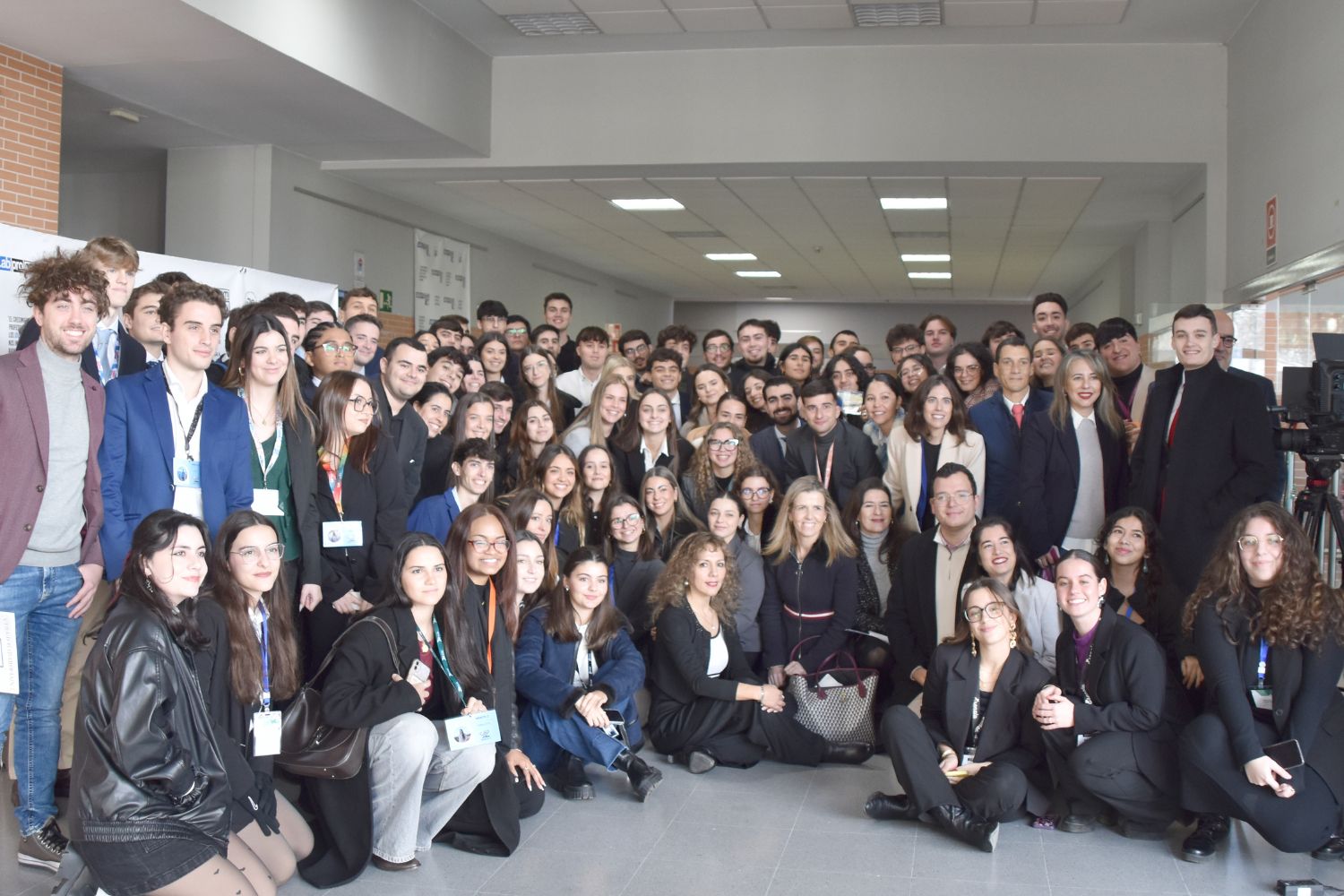 Espacio de Investigación se alza con el primer premio en la X Gala LabProCom de proyectos digitales