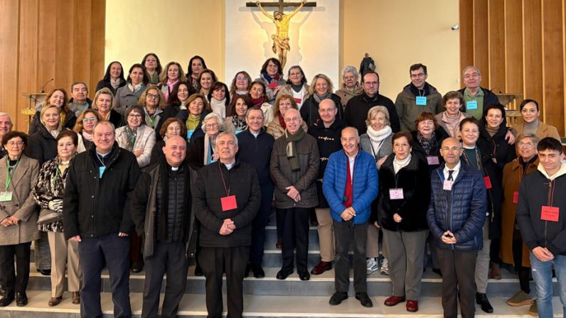 Los catequistas del arciprestazgo de San Bernardo reflexionan sobre “la alegría de ser transmisores de la Palabra de Dios”