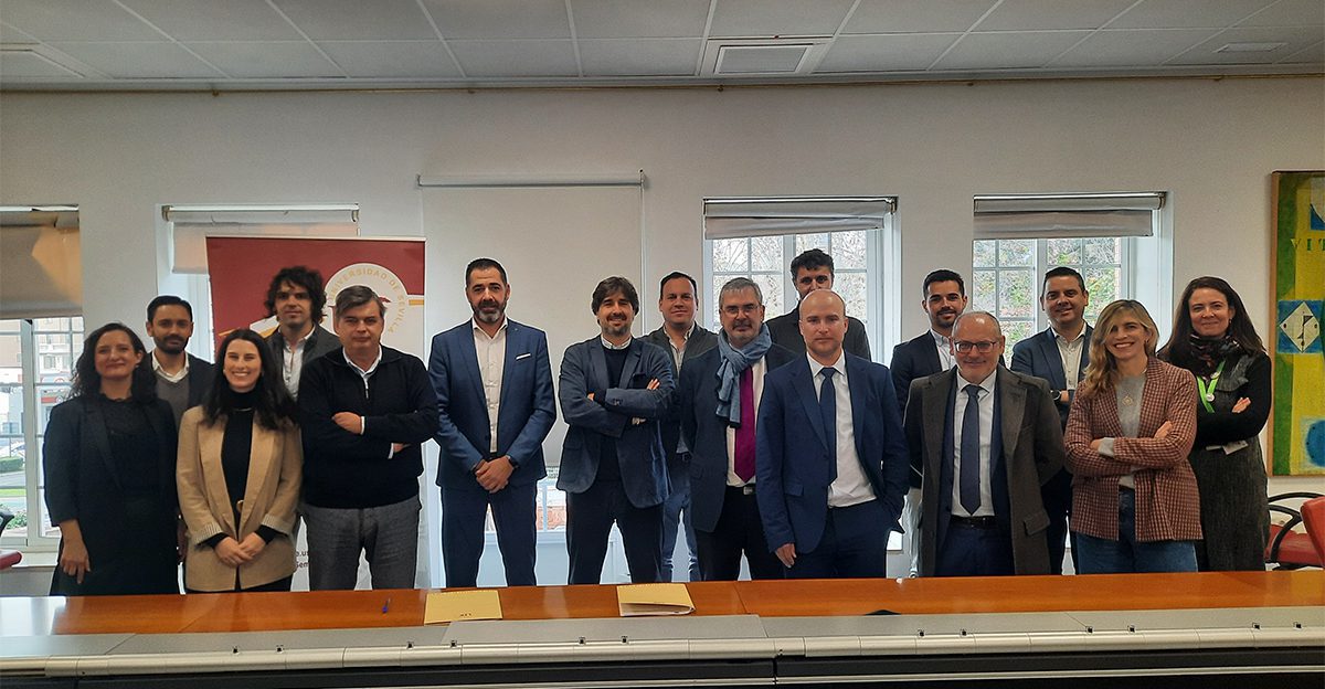 La US y Schneider Electric crean una Cátedra para liderar la digitalización e inteligencia artificial industrial