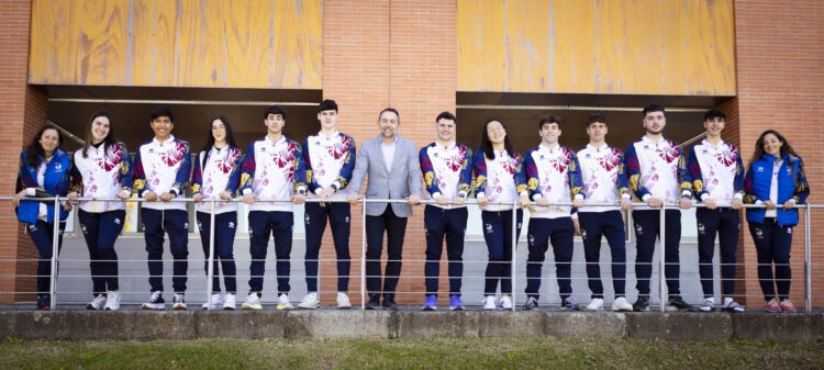 Estudiantes de la Universidad Pablo de Olavide viajan hacia Almería para participar en los CAU 2025   La primera fase de los Campeonatos de Andalucía Universitarios da comienzo este sábado con las competiciones de taekwondo, natación y campo a través