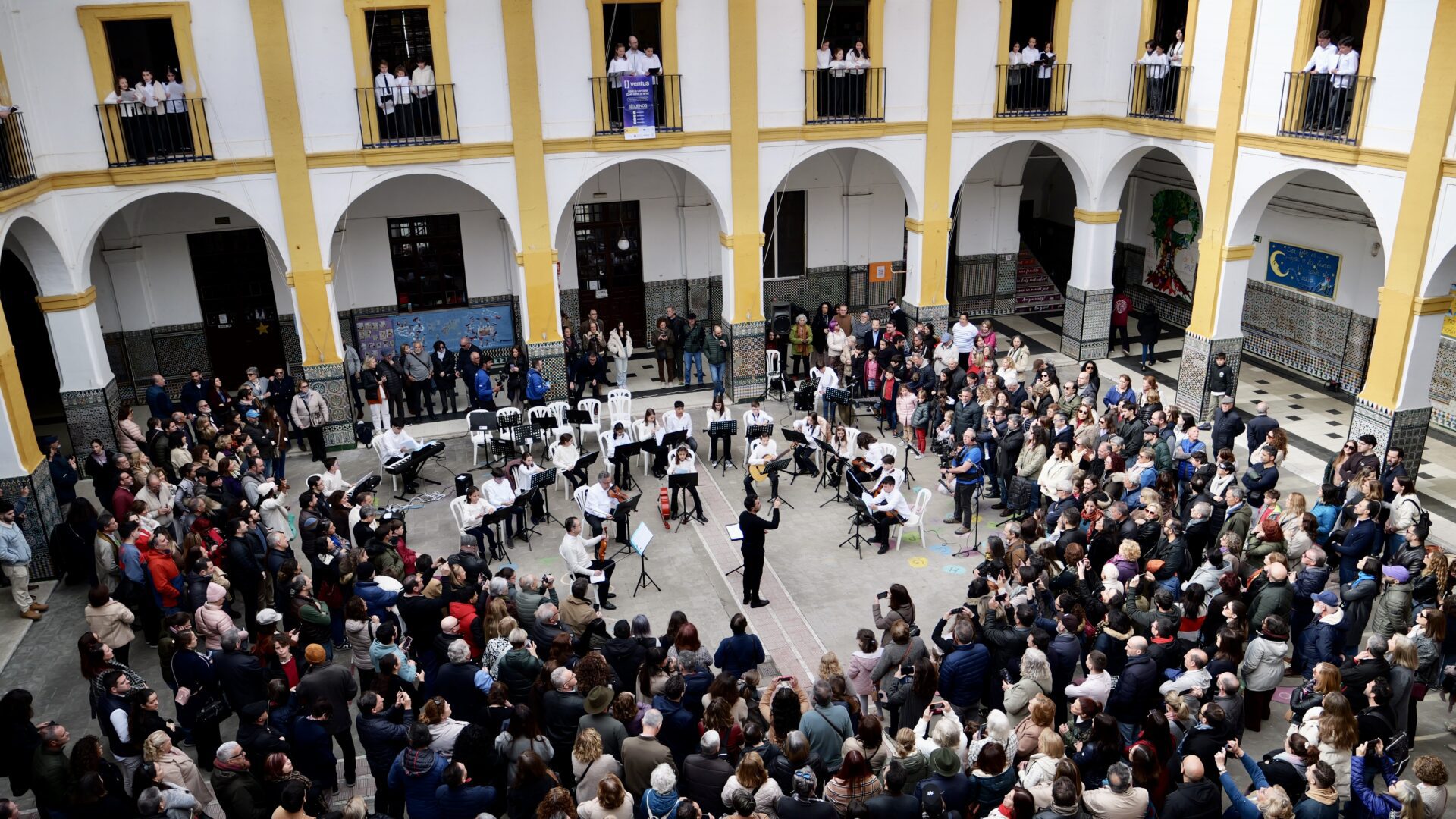 El Ayuntamiento de Sevilla impulsa Ventus, el festival que transforma los balcones de Triana en escenarios culturales